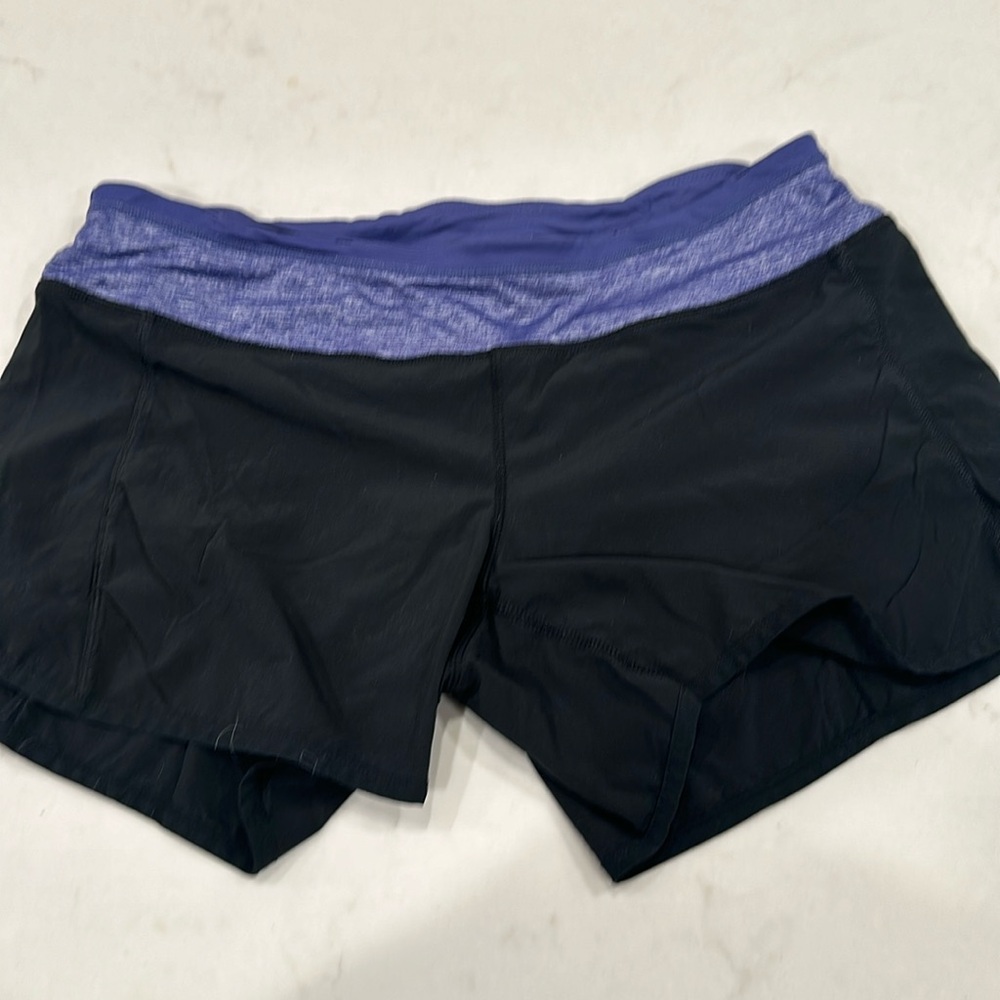 Lululemon size 8 Black women’s running shorts Running Active Performance Stretch